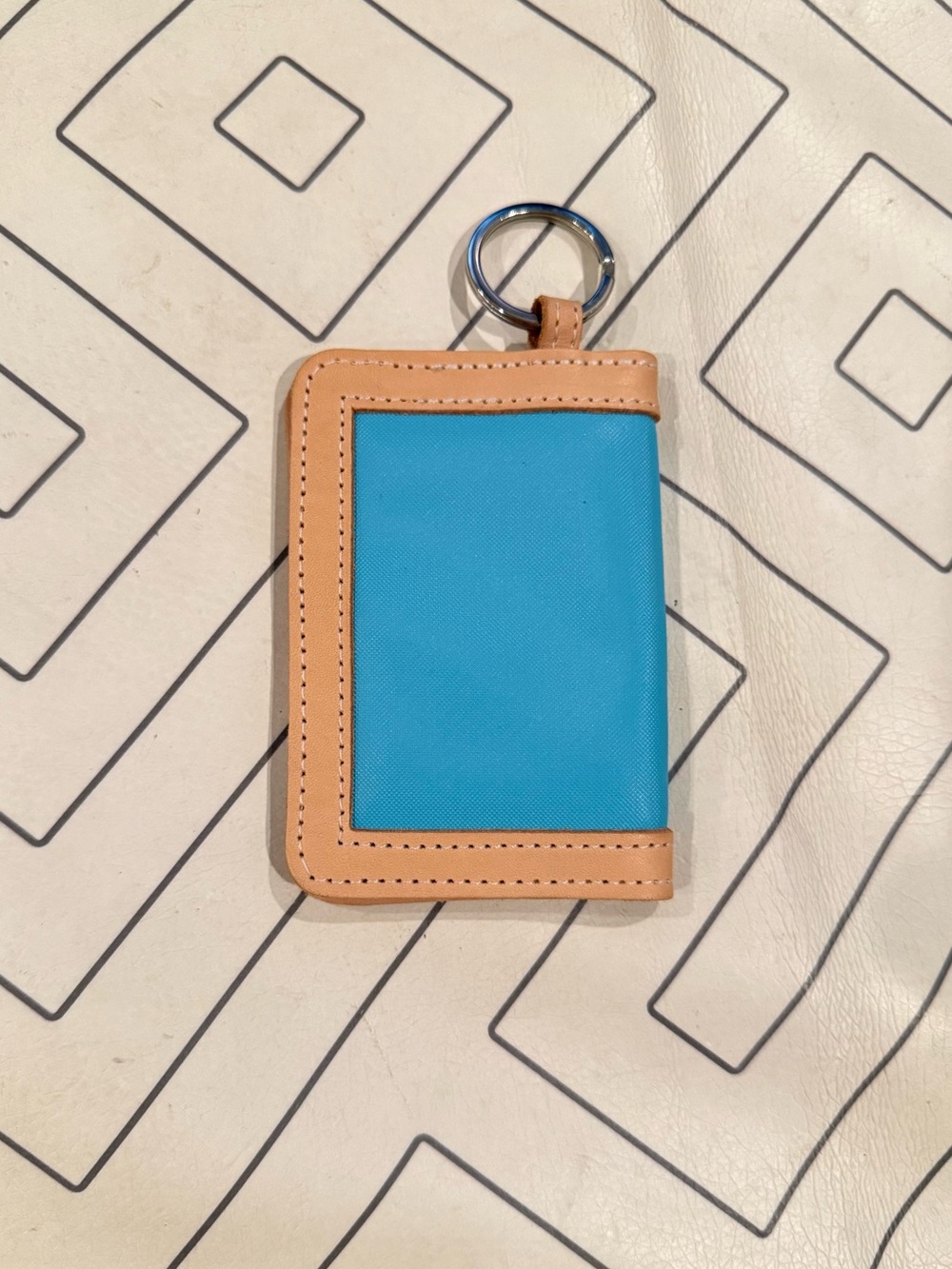 Jon Hart Design Keychain Wallet - Picture 4 of 8